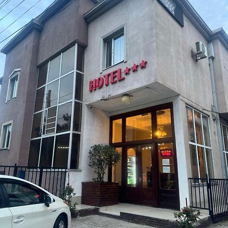 Hotel Skib Tbilisi Bagian luar foto