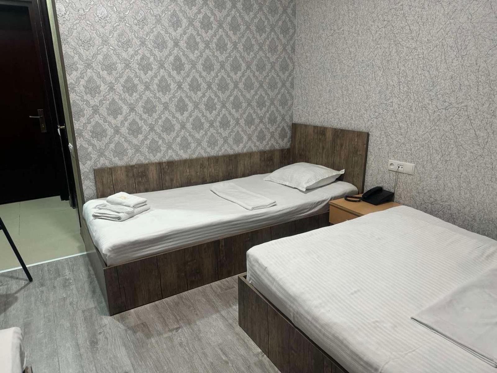 Hotel Skib Tbilisi Bagian luar foto