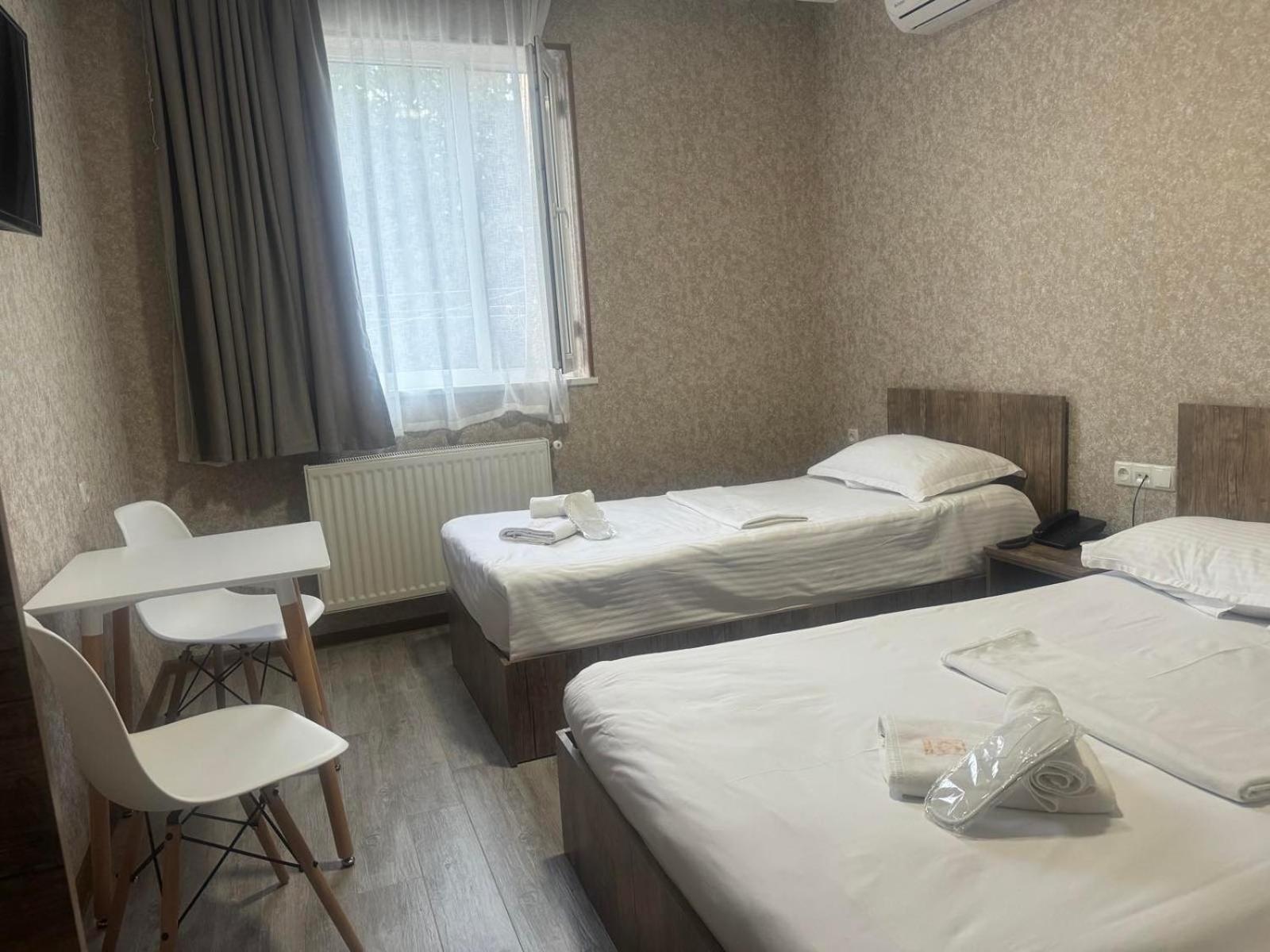 Hotel Skib Tbilisi Bagian luar foto