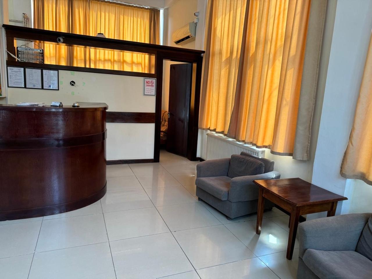 Hotel Skib Tbilisi Bagian luar foto